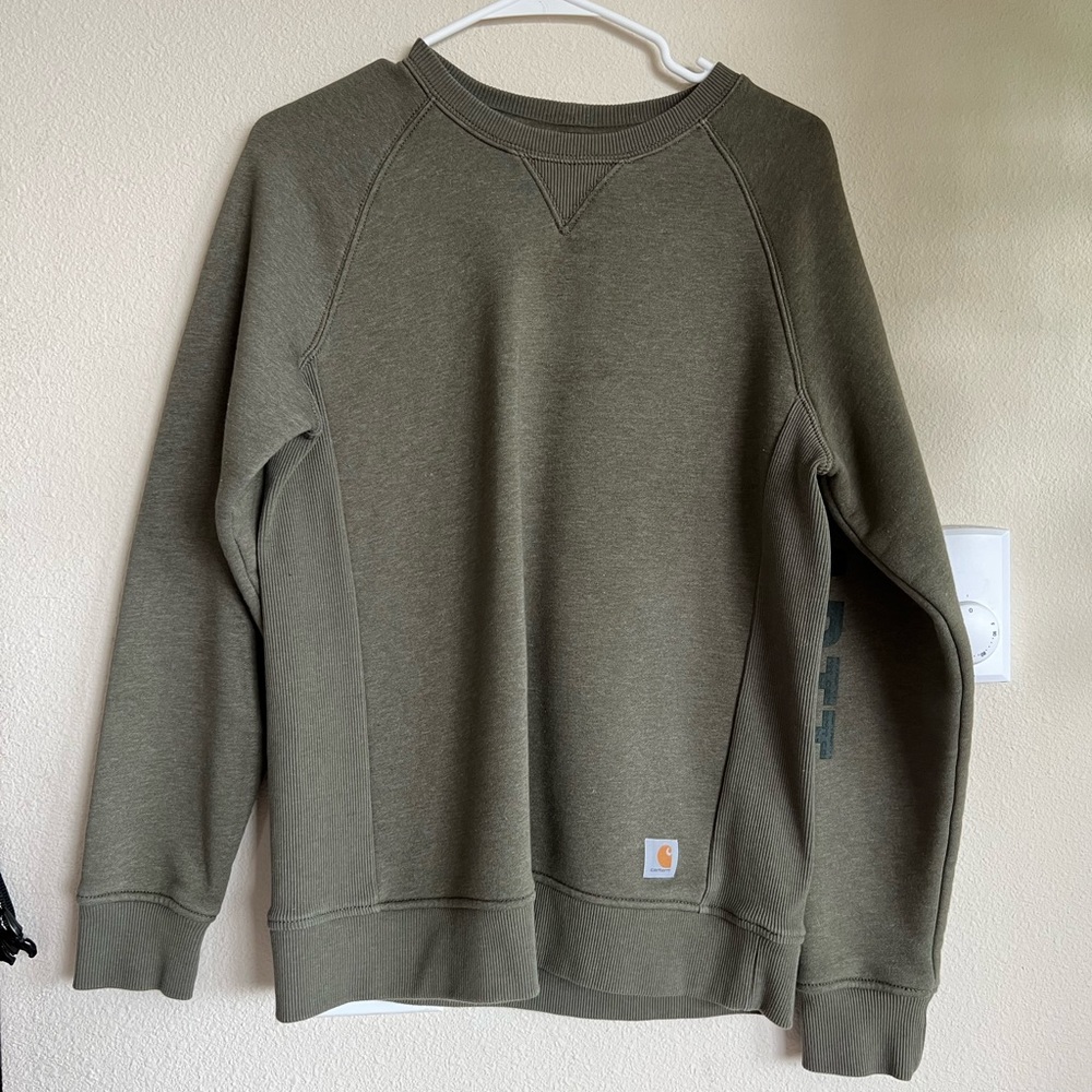 Women’s green Carhartt crewneck